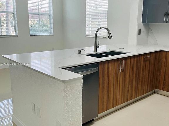3rd image of 8814 W Flager St Floor 204