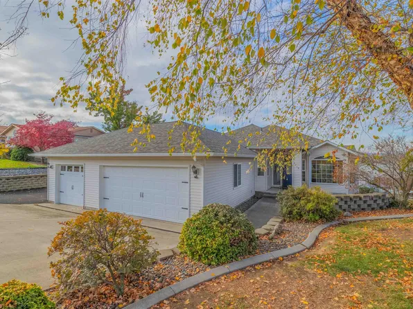 2214 Carol Dr, Lewiston, ID 83501