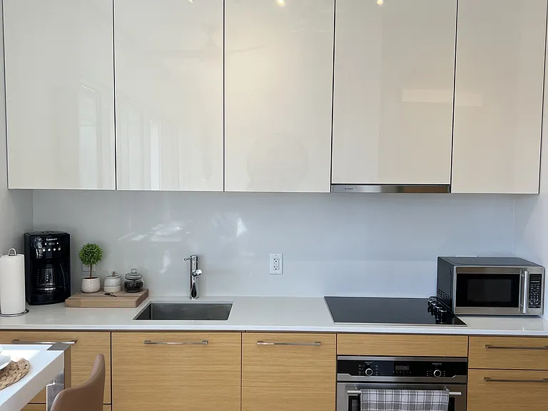 456 Pandora Ave #502 — Photo 7