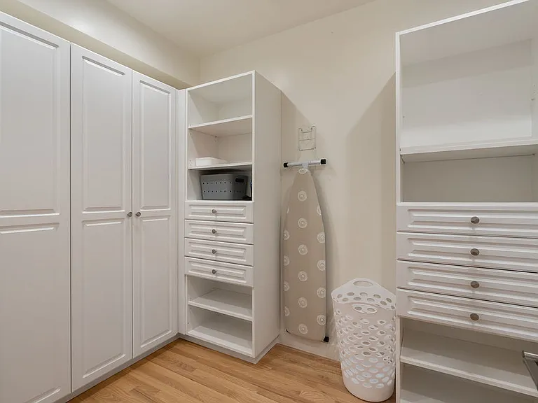 2701 Jalmia Dr — Photo 38