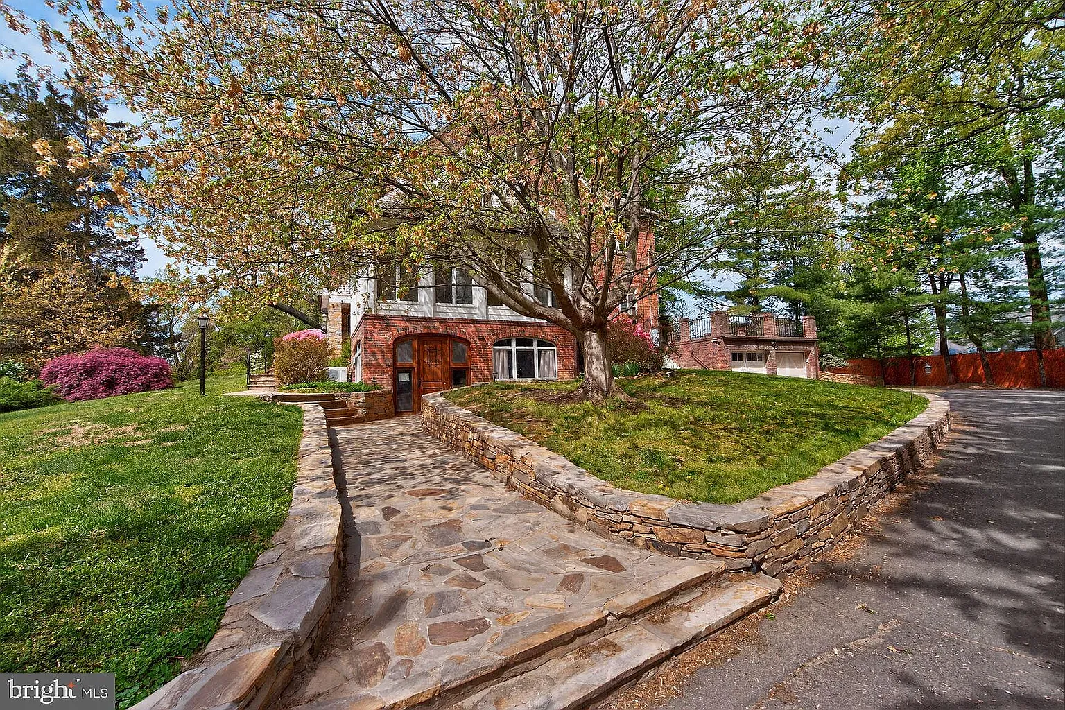 5553 Little Falls Road — Photo 4
