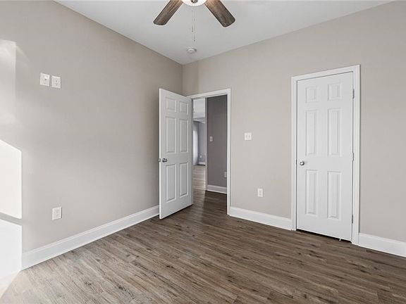 2nd image of 100 Carmen Dr
