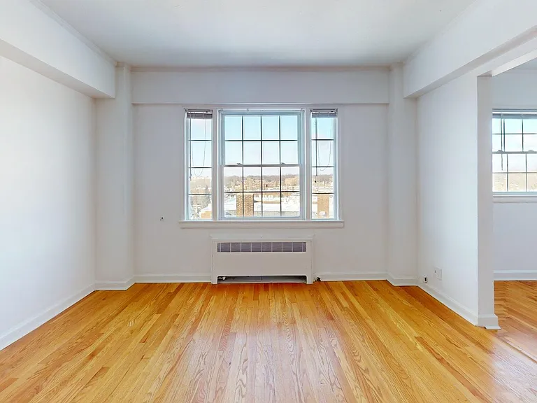 2680 N Moreland Blvd — Photo 3