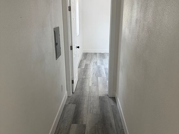 5th image of 10332 1/2 Juniper St #1/2