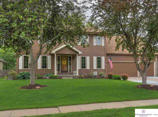 15727 Monroe St, Omaha, NE 68135