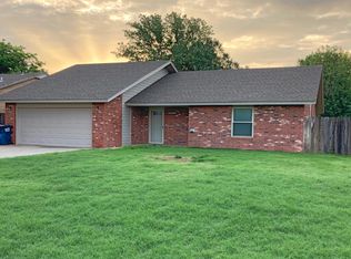 2713 Constitution Ave, Enid, OK 73703