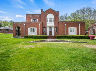 309 Main St, Irvine, KY 40336