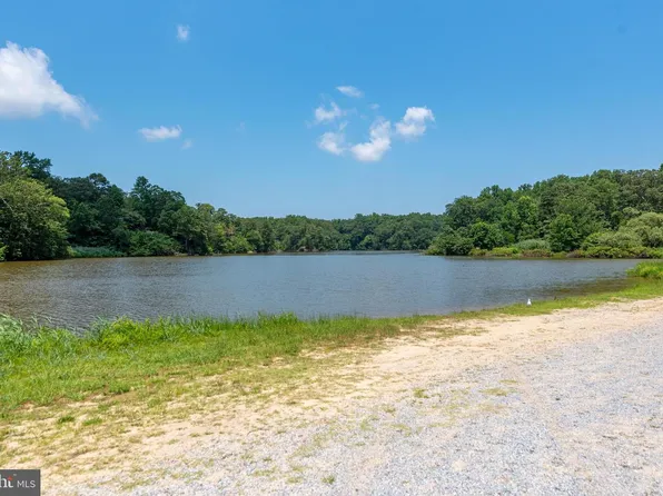 12579 Childress Ln, Lusby, MD 20657