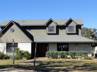 237 Zoeller Ln, Boerne, TX 78006