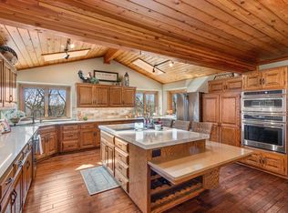 4886 Foxfire Trl, Middleton, WI 53562