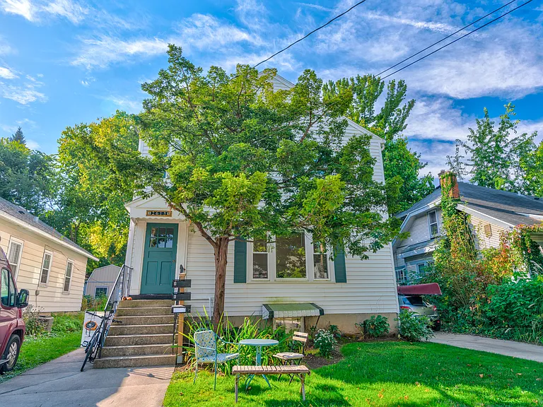 2615 Stevens St #B — Photo 1
