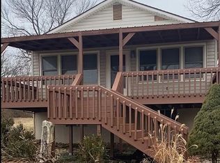 10 Rock Rd, Marion, KS 66861