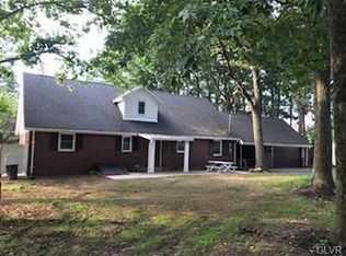 4853 Maple Dr, Walnutport, PA 18088