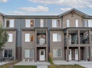 Kirkness First Place, Edmonton, AB T5Y 3W4