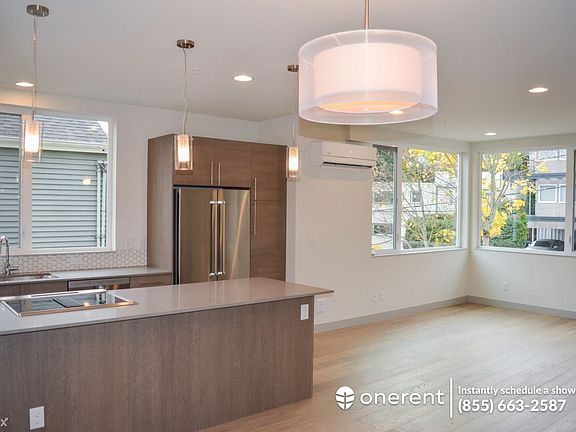 2nd image of 3920 1st Ave NE #A