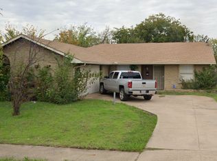 1854 Crooks Ct, Grand Prairie, TX 75051