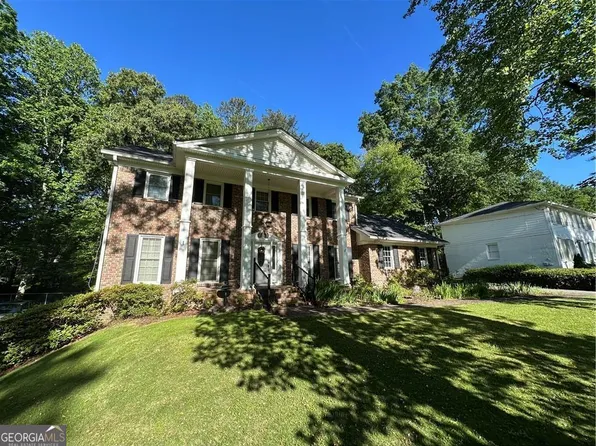 4848 Village Creek Dr, Atlanta, GA 30338