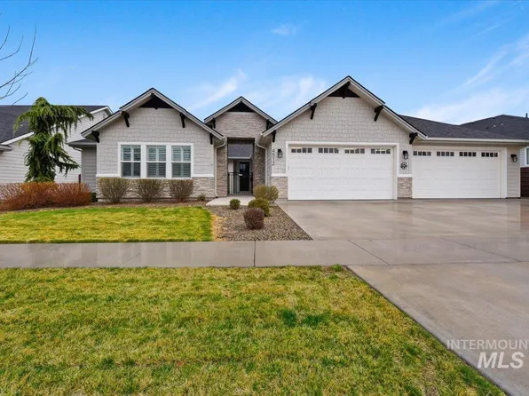 4512 W Star Hollow Ct, Meridian, ID 83646