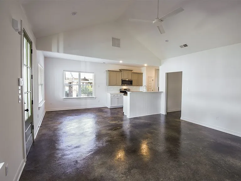3739 Kearney Ave — Photo 3
