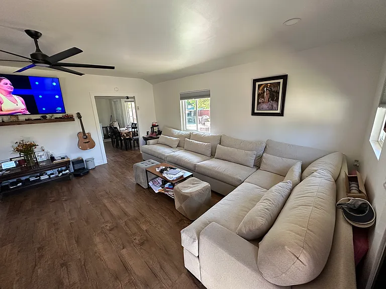 856 Riverside St — Photo 6