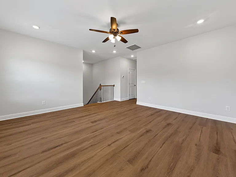1029 Constellation Cir — Photo 24