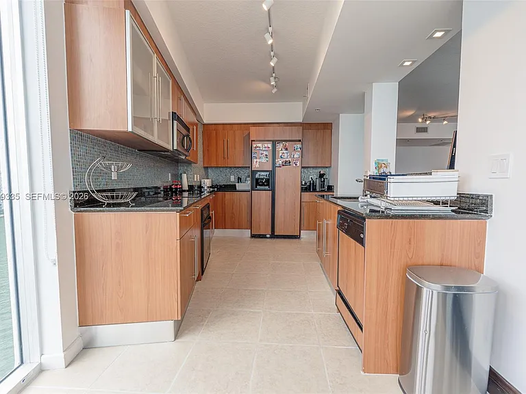 335 Biscayne Blvd #1009 — Photo 11