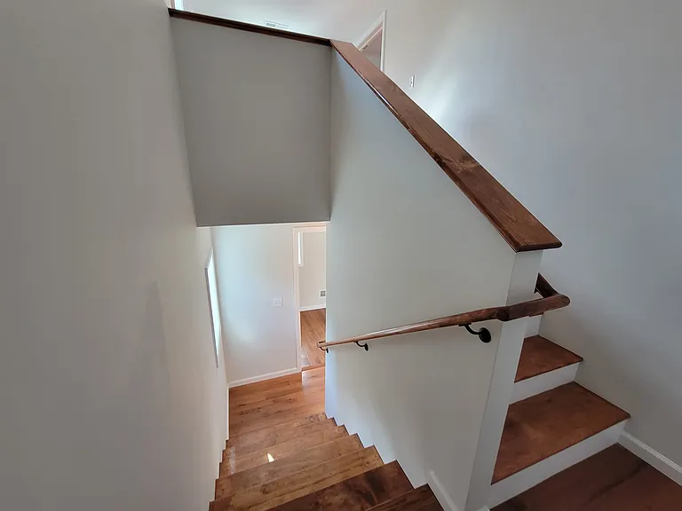 170 Farmington Ave #2 — Photo 11