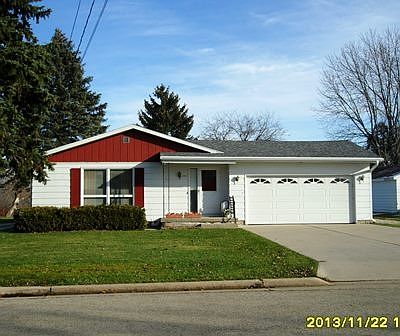 1st image of 1613 Neenah St