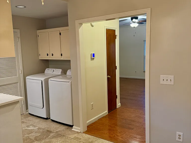 119 Lakebrink Dr — Photo 11
