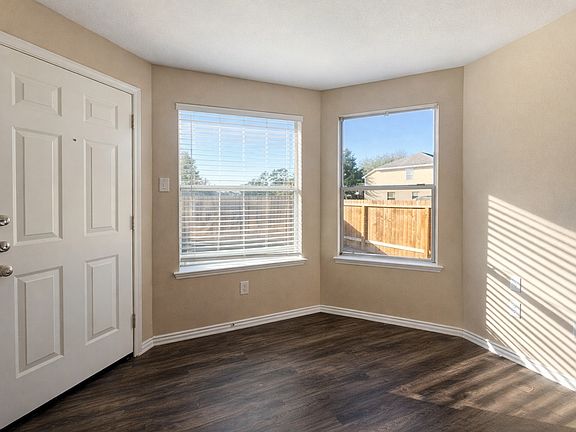 5th image of 20902 Vista Trace Dr