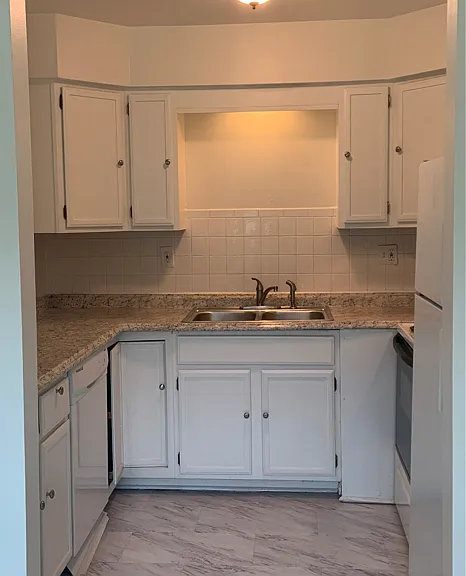 4311 Centennial Ct #6 — Photo 1