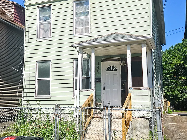 148-01 Plymouth St #1 — Photo 1