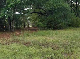 S Commerce St, Kilgore, TX 75662
