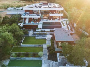 10718 Mora Dr, Los Altos, CA 94024