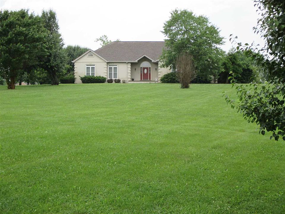 1st image of 380 Amber Ln