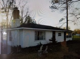 921 Jewel Rd, Barton City, MI 48705