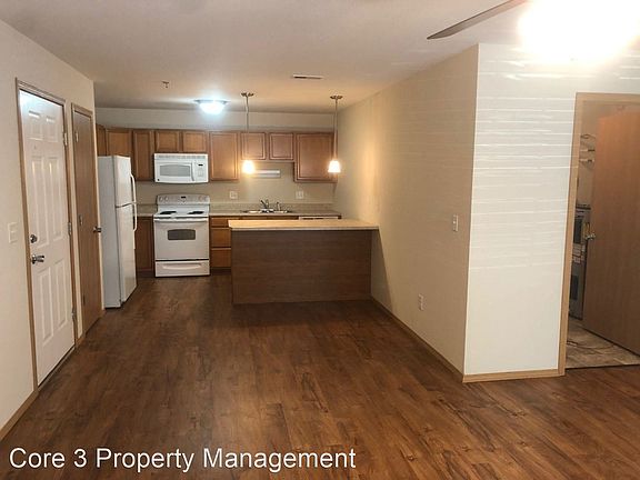 2nd image of 1718-1720 R T Dunn Dr #1718-02