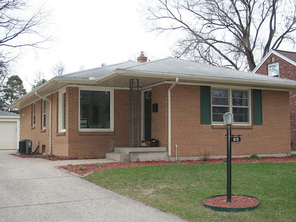 1st image of 615 Hoyt St SE