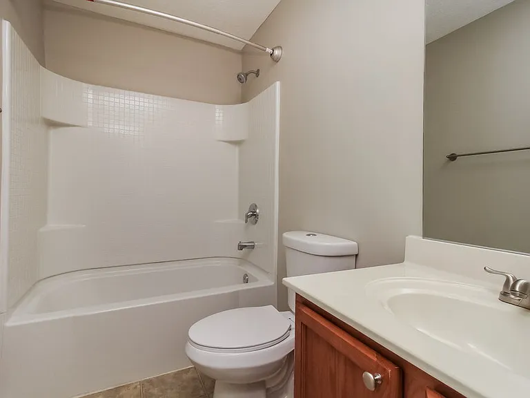 813 Creek Oak Dr — Photo 16