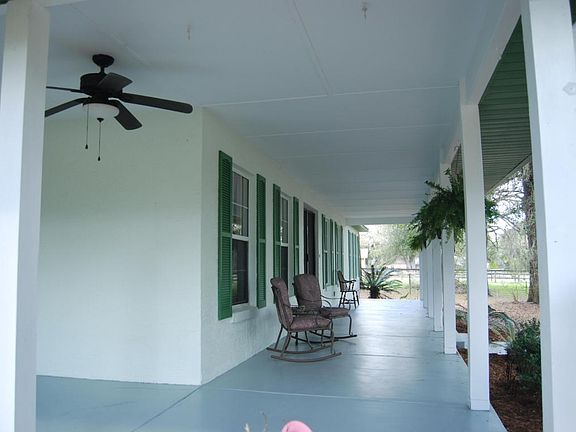 2nd image of 17 Meadow Wood Dr