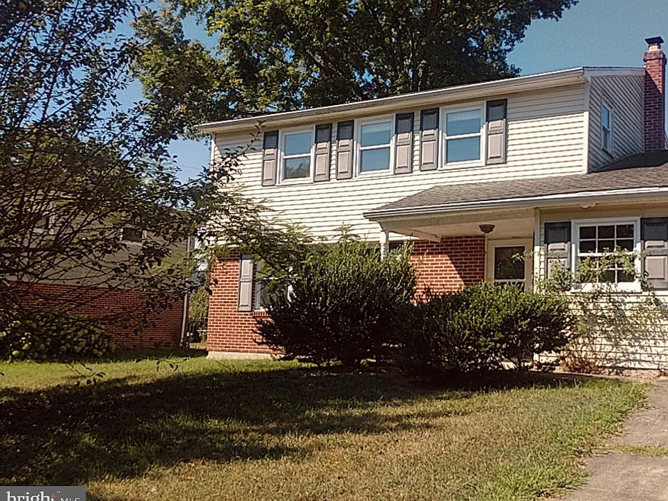 1st image of 902 Wilson Dr
