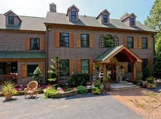 1345 Paine Rd, Hewlett, NY 11557