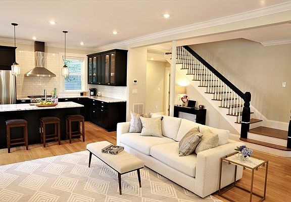 4th image of 40 Evergreen Ave #A