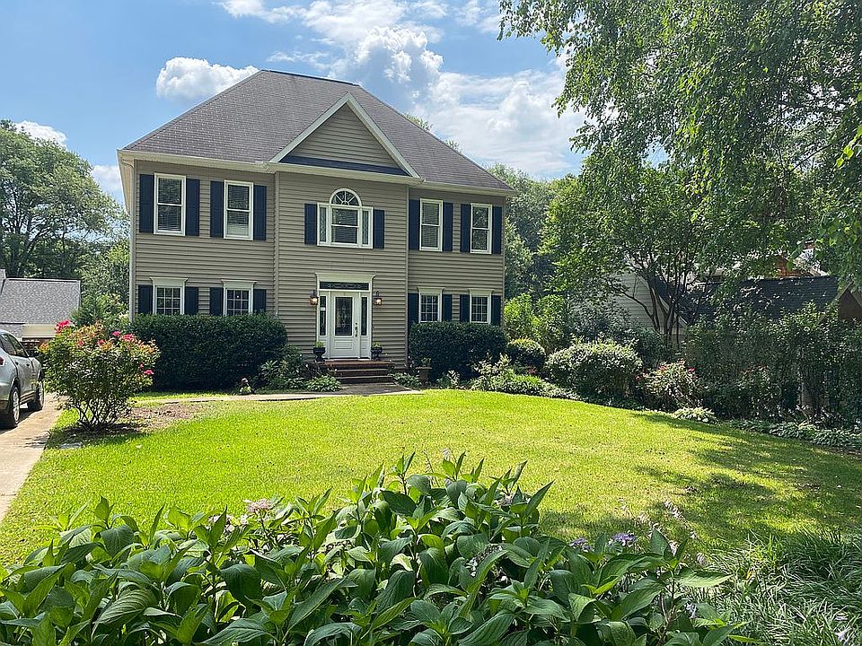 1st image of 217 Waccamaw Ave