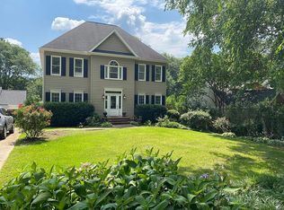 217 Waccamaw Ave, Greenville, SC 29605