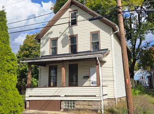 1258 Minerva Ct NW, Canton, OH 44703