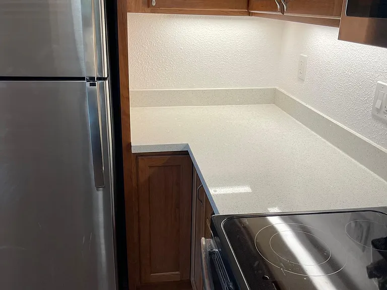 630 W 2nd Ave #16 — Photo 5