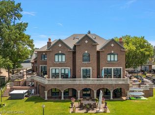 328 S Broadway St, Lake Orion, MI 48362