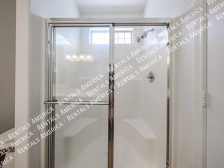 2402 E 5th St #1515 — Photo 23
