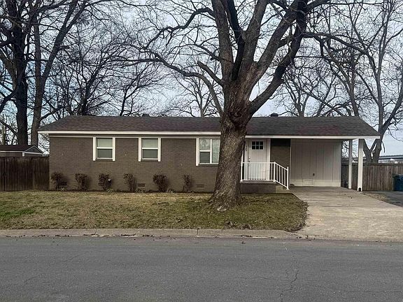 2nd image of 39 Plantation Dr